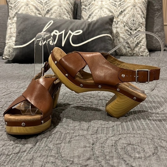 Clarks Womens Leather Boho Platforms With Studs Size 7.5 - Picture 3 of 13